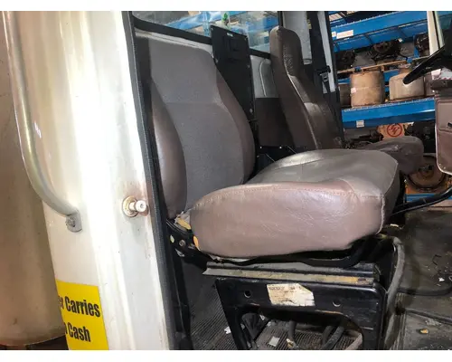 Seat, Front International 8100 Vander Haags Inc Sf