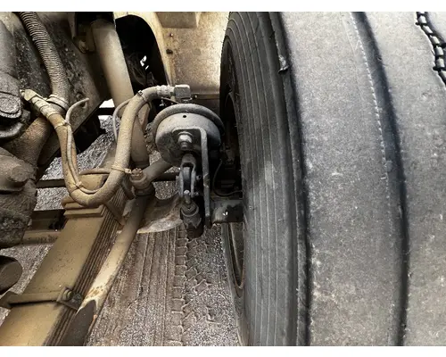 Spindle / Knuckle, Front INTERNATIONAL 8100 DTI Trucks