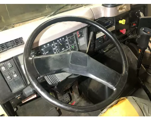 International 8100 Steering Column