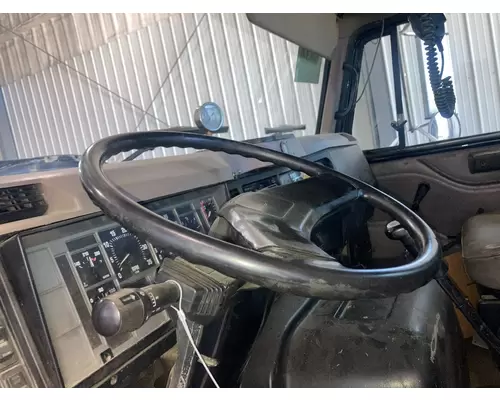 International 8100 Steering Column