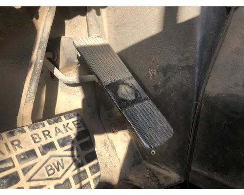 International 8200 Body, Misc. Parts