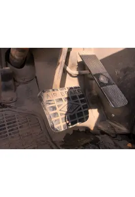 International 8200 Body, Misc. Parts