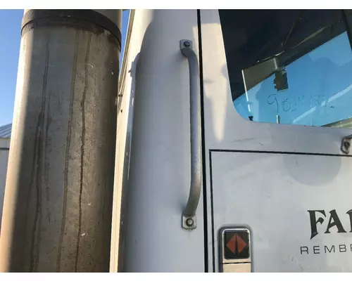 International 8200 Body, Misc. Parts