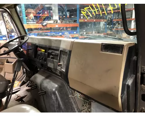 International 8200 Dash Assembly