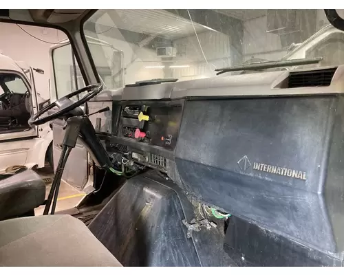 International 8200 Dash Assembly