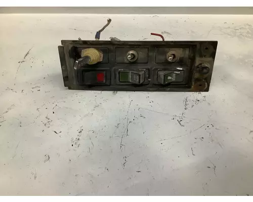 International 8200 Dash Assembly