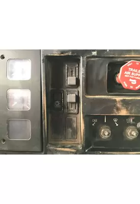 International 8200 Dash Assembly