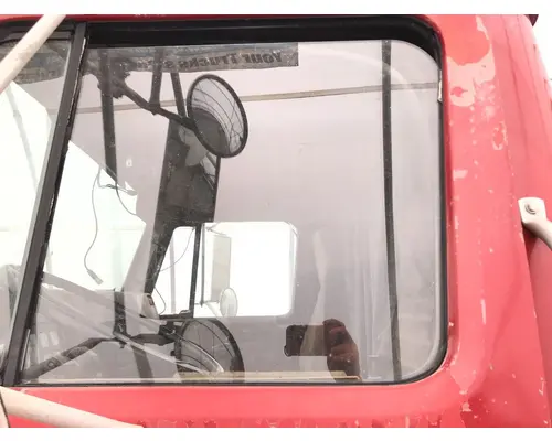 Door Glass, Front International 8200 Vander Haags Inc Cb