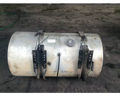 International 8200 Fuel Tank