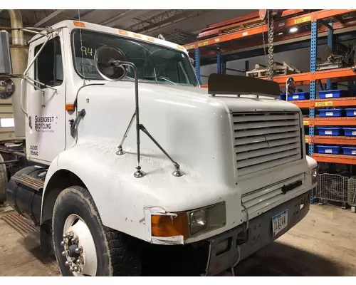 International 8200 Hood