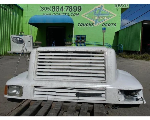 Hood INTERNATIONAL 8200 4-Trucks Enterprises LLC
