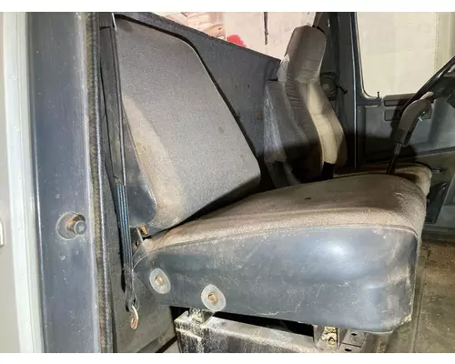 Seat, Front International 8200 Vander Haags Inc Sf