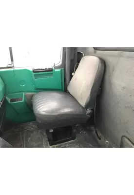 International 8200 Seat (non-Suspension)
