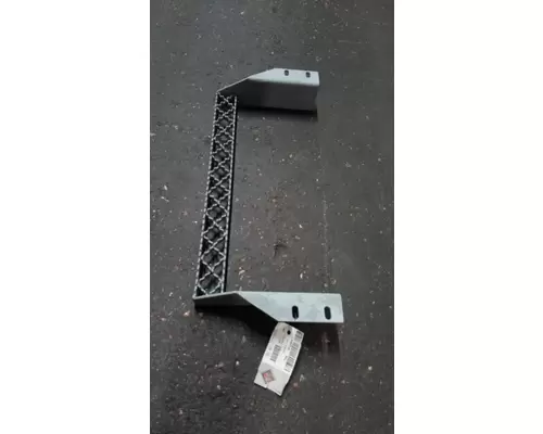 Step INTERNATIONAL 8200 Marshfield Transportation Products