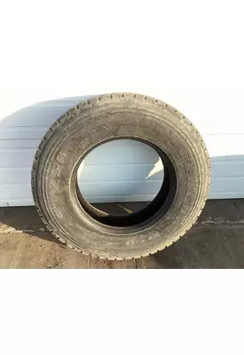 International 8200 Tires