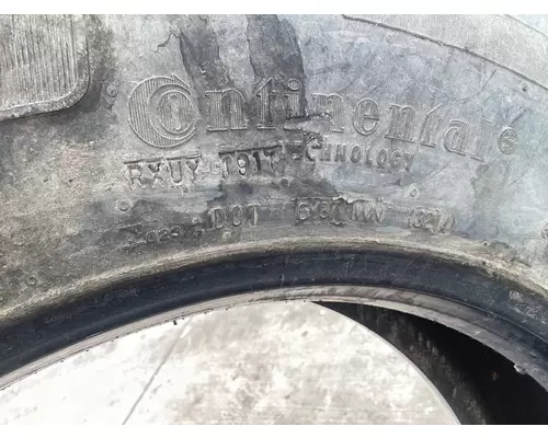 International 8200 Tires