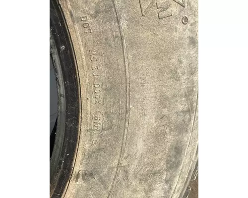 International 8200 Tires