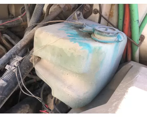 Windshield Washer Reservoir International 8200 Vander Haags Inc Sp