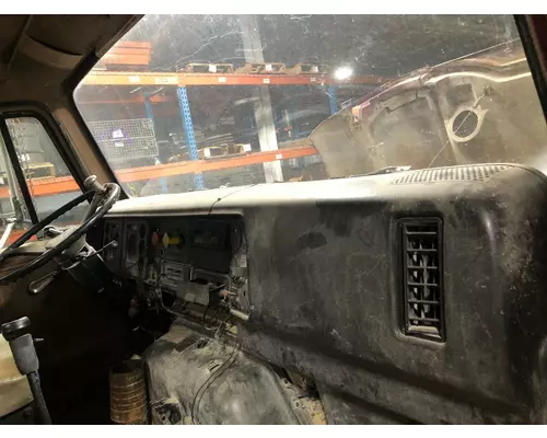 International 8300 Dash Assembly