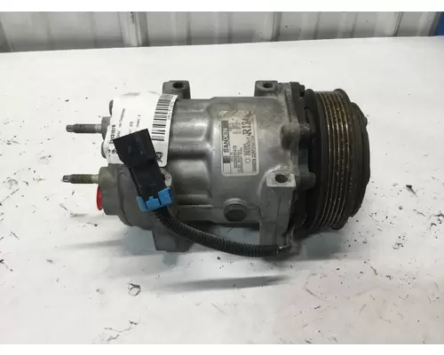 International 8500 Air Conditioner Compressor