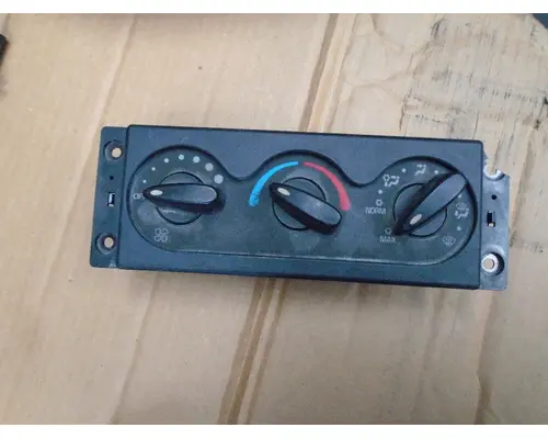 Temperature Control INTERNATIONAL 8600-Cab_3545543C3 Valley Heavy Equipment