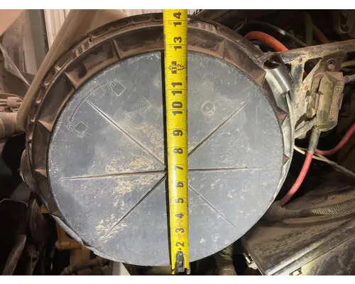 International 8600 Air Cleaner