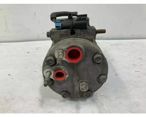 International 8600 Air Conditioner Compressor