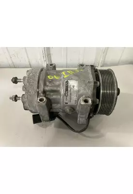 International 8600 Air Conditioner Compressor