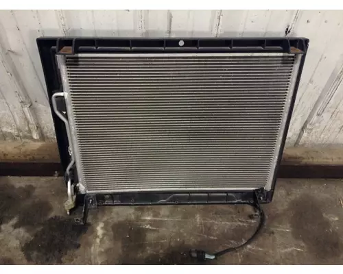 Air Conditioner Condenser INTERNATIONAL 8600 Vander Haags Inc Sp