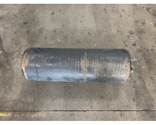 Air Tank INTERNATIONAL 8600 K &amp; R Truck Sales, Inc.