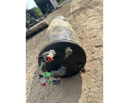 International 8600 Air Tank