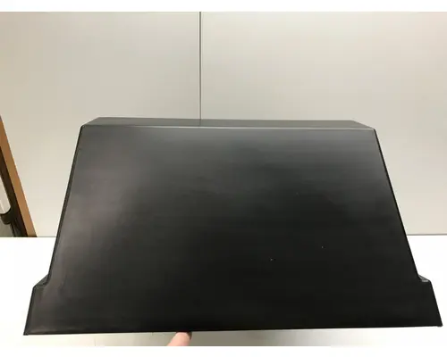 International 8600 Battery Box Cover