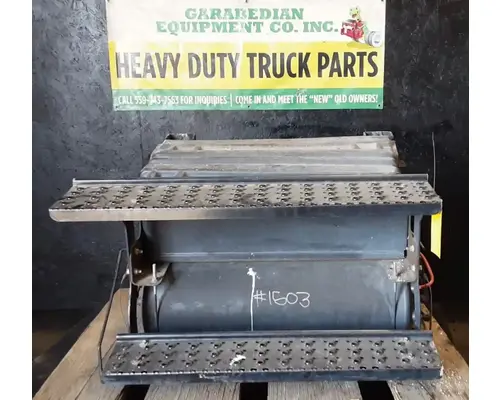 Battery Box INTERNATIONAL 8600 Geco - Fresno