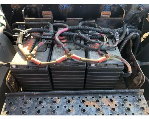 International 8600 Battery Box