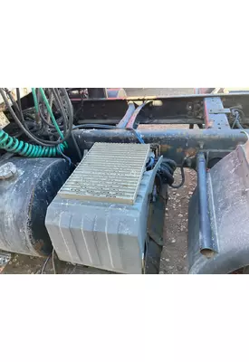 International 8600 Battery Box