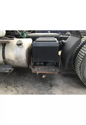 International 8600 Battery Box