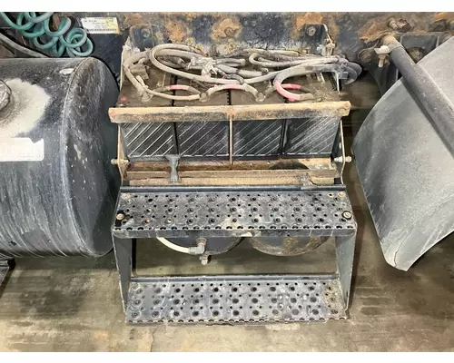 International 8600 Battery Box