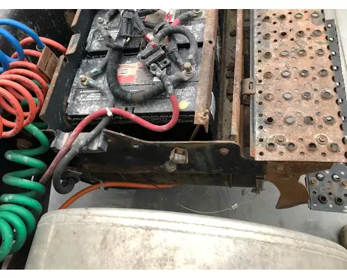 International 8600 Battery Box