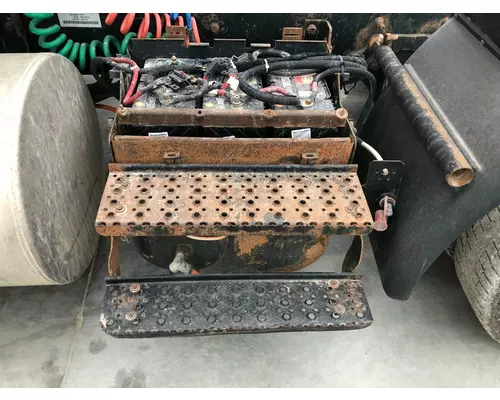International 8600 Battery Box
