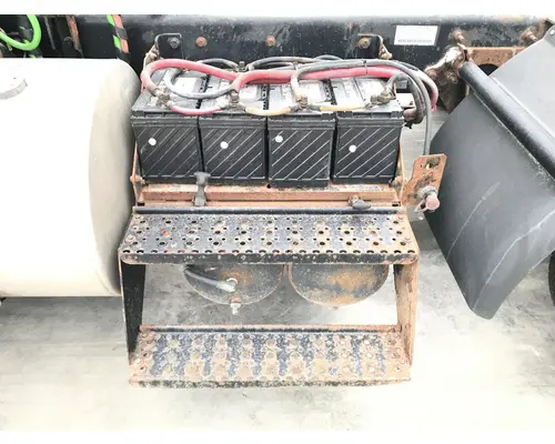 Battery Box INTERNATIONAL 8600 Vander Haags Inc Cb