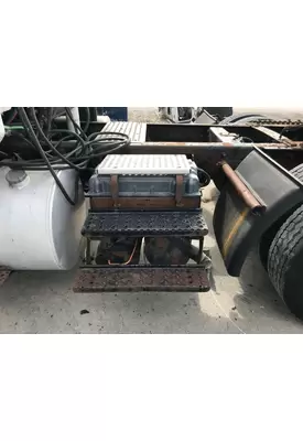 International 8600 Battery Box