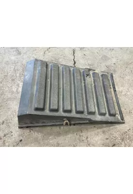 International 8600 Battery Box