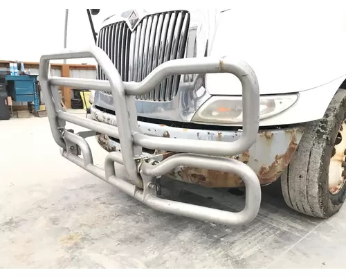 International 8600 Bumper Assembly, Front