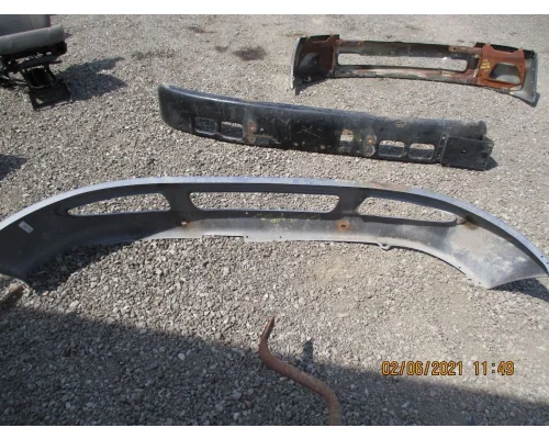 International 8600 Bumper Assembly, Front