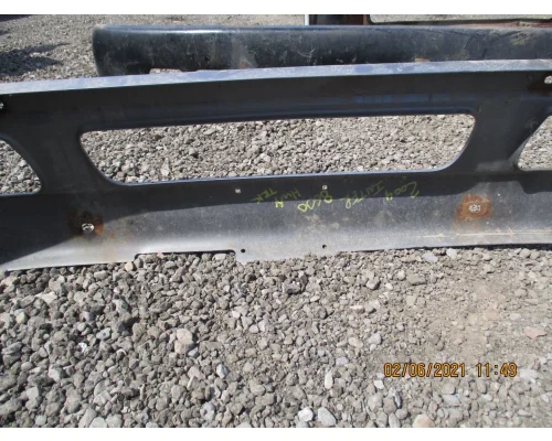 International 8600 Bumper Assembly, Front
