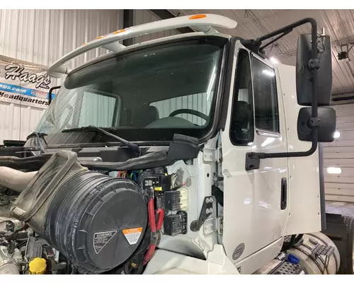 Cab INTERNATIONAL 8600 Vander Haags Inc Sf