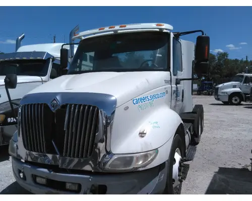 Cab INTERNATIONAL 8600 LKQ Heavy Truck - Tampa