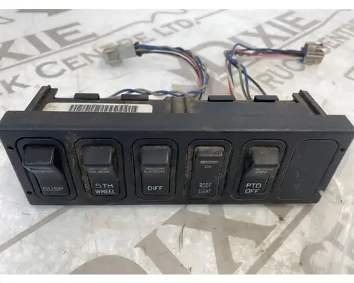 Column Switch International 8600 Dixie Truck Centre