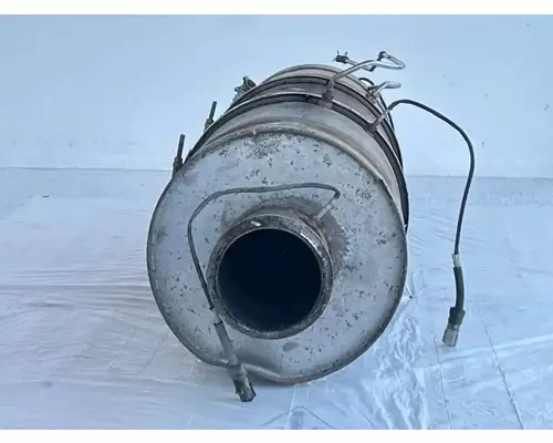International 8600 DPF (Diesel Particulate Filter)