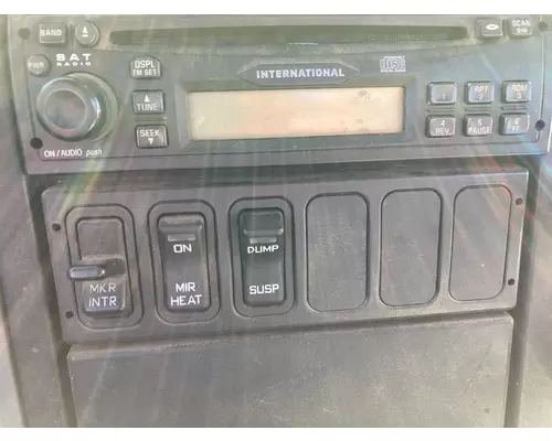 International 8600 Dash Assembly
